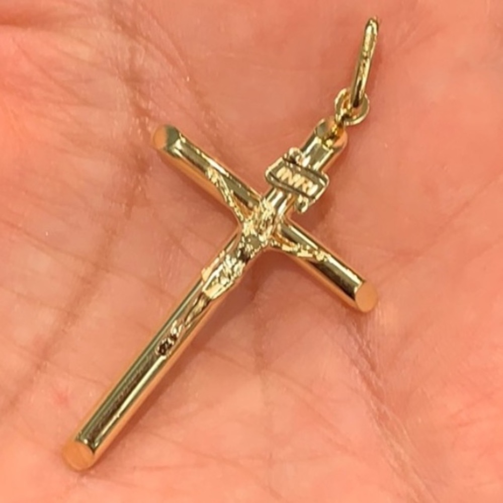 Religious 14k Gold Jesus Crucifix Cross Pendant - Picture 2 of 11